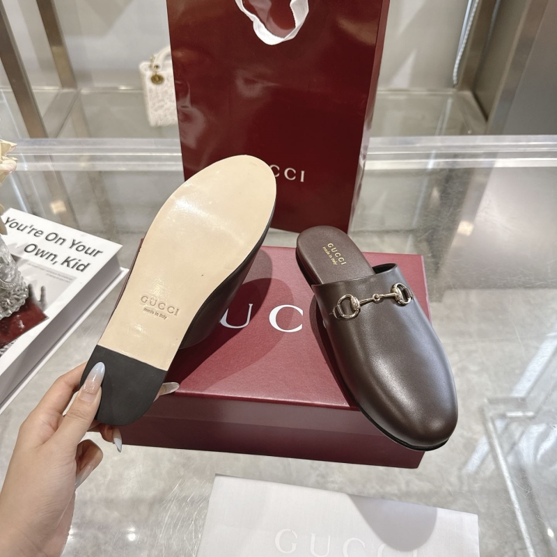 Gvc*1 slippers